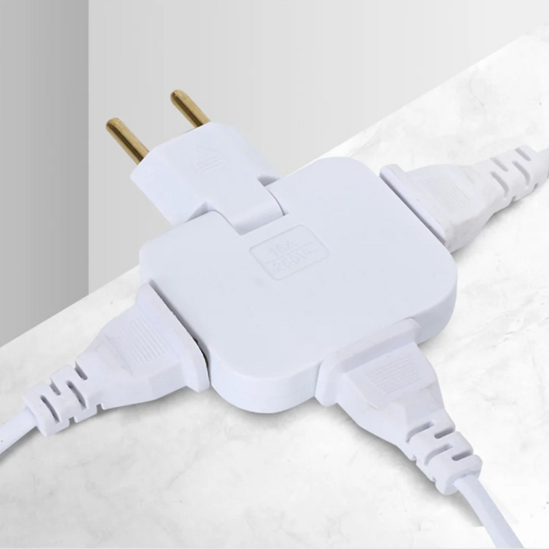 Multipresa universale compatta ed elegante