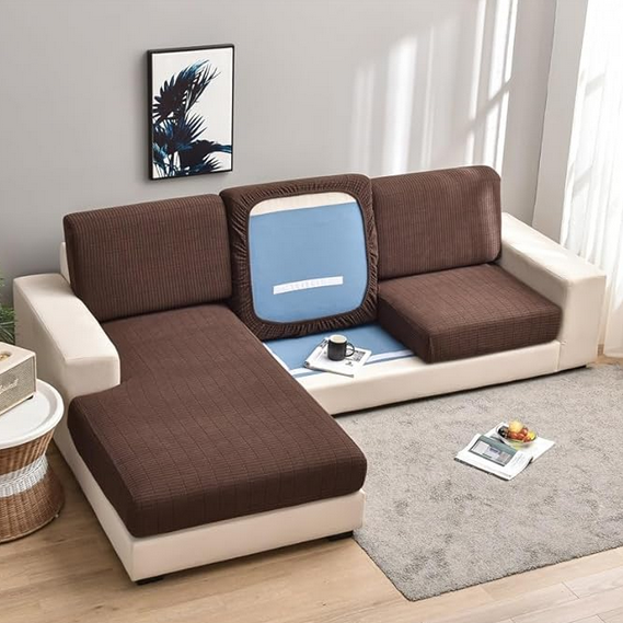 Anti-stain cover for sofa: Protection and style in one gesture